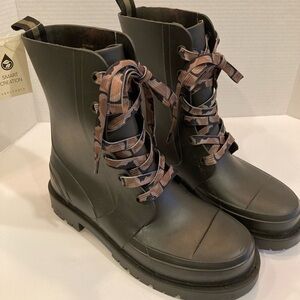 NWT Sanctuary Splash Boots Black Size 9